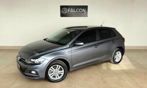 VOLKSWAGEN POLO 1.0 200 TSI COMFORTLINE AUTOMÁTICO